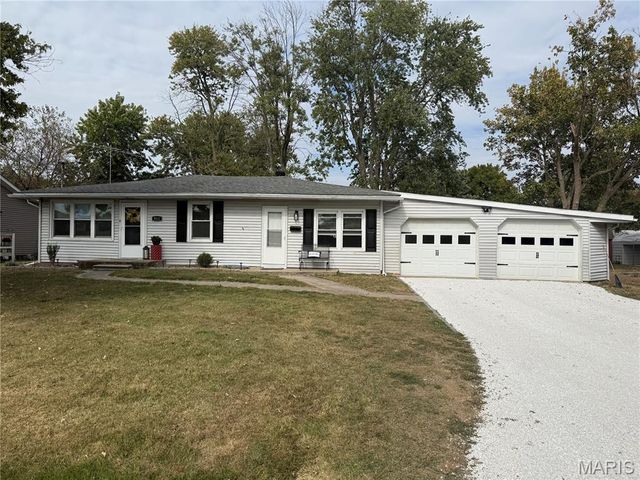 911 W Exchange Street, Jerseyville, IL 62052