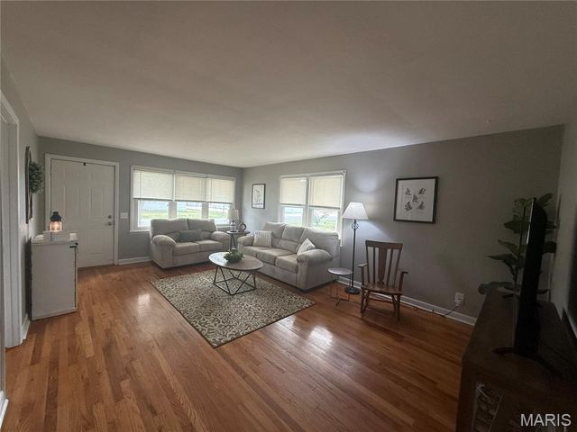 911 W Exchange Street, Jerseyville, IL 62052