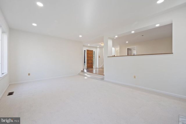 255 JEFFERY LN, Great Falls, VA 22066