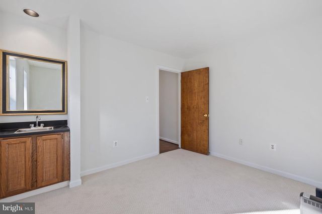 255 JEFFERY LN, Great Falls, VA 22066