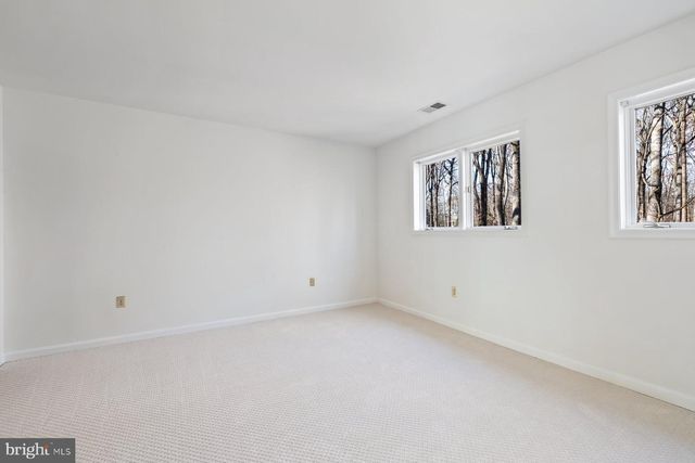 255 JEFFERY LN, Great Falls, VA 22066