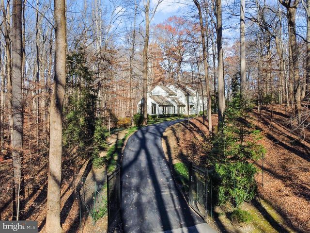 255 JEFFERY LN, Great Falls, VA 22066