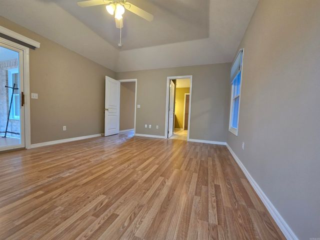 1322 Cottonwood Court, Mountain Home, AR 72653