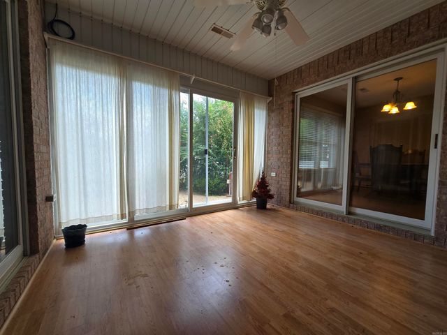 1322 Cottonwood Court, Mountain Home, AR 72653