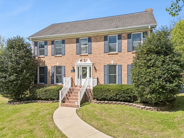 1141 John Sharp Rd, Columbia, TN 38401