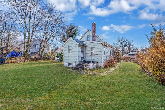 633 Hill Street, Uniondale, NY 11553