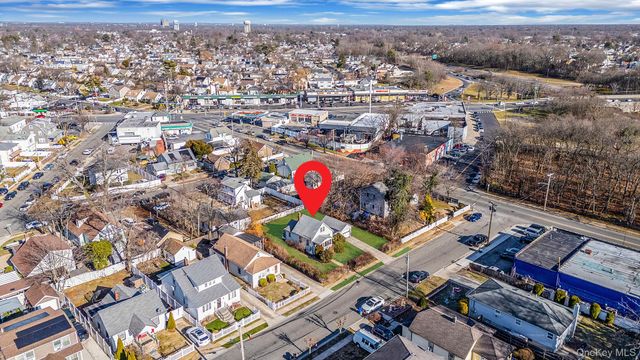 633 Hill Street, Uniondale, NY 11553