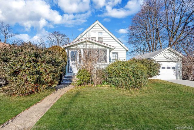 633 Hill Street, Uniondale, NY 11553