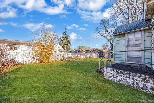 633 Hill Street, Uniondale, NY 11553