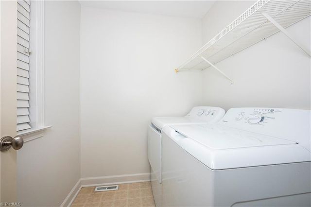 175 Millers Crossing Court, Winston-salem, NC 27103