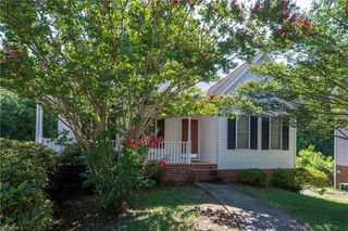 175 Millers Crossing Court, Winston-salem, NC 27103