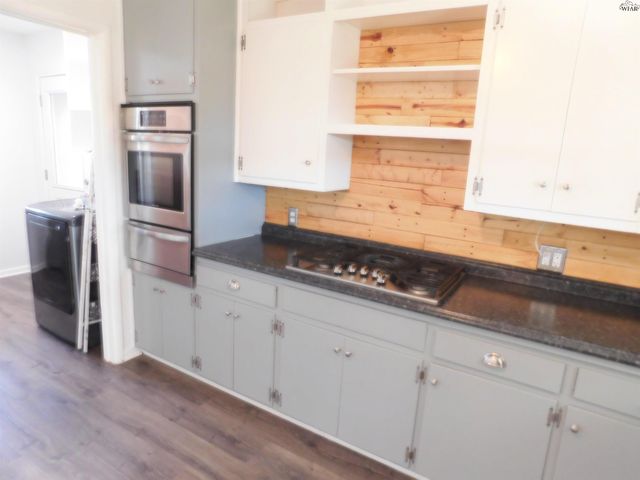 500 S OKLAHOMA CUTOFF, Burkburnett, TX 76354