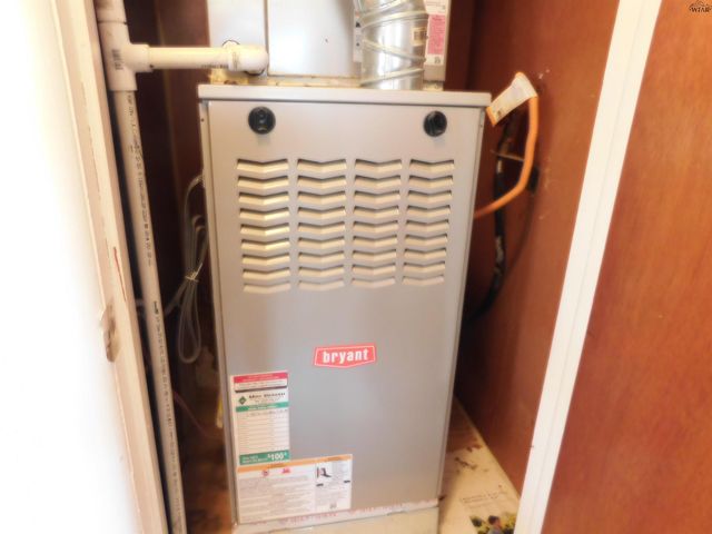 500 S OKLAHOMA CUTOFF, Burkburnett, TX 76354