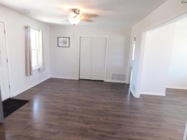 500 S OKLAHOMA CUTOFF, Burkburnett, TX 76354