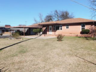 500 S OKLAHOMA CUTOFF, Burkburnett, TX 76354