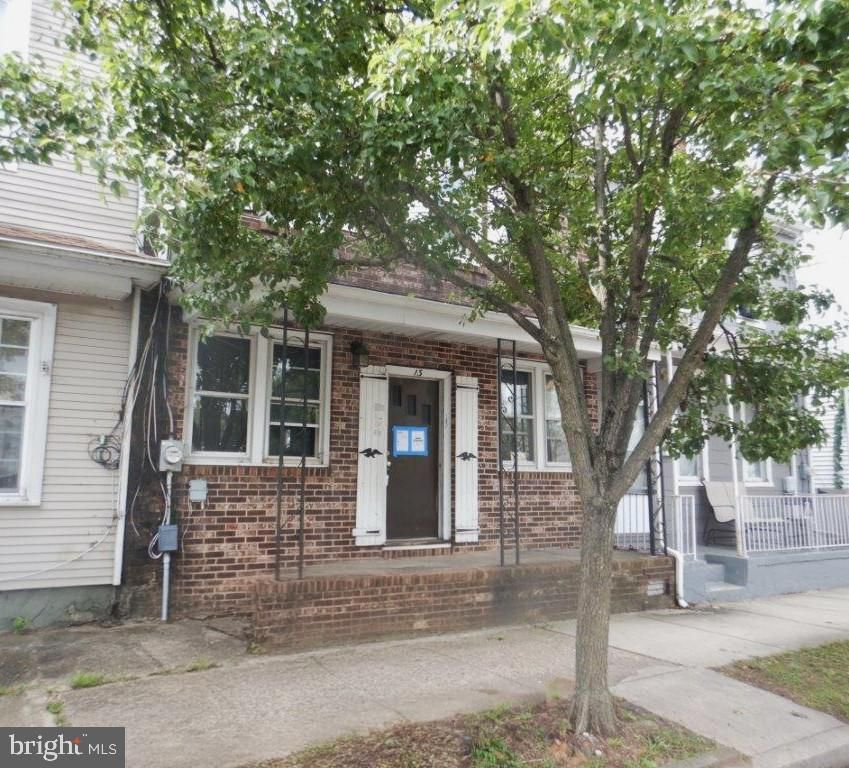 13 E FEDERAL ST, BURLINGTON, NJ 08016 — photo 2
