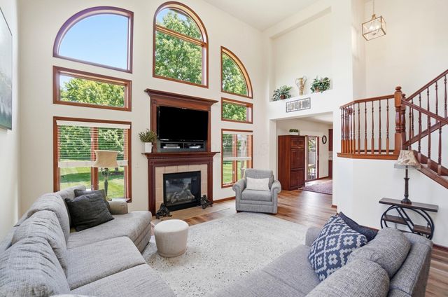 6333 Crystal Valley Drive, Galena, OH 43021
