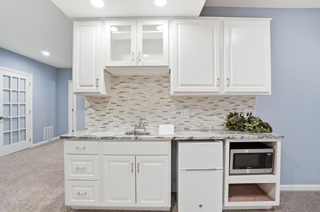 6333 Crystal Valley Drive, Galena, OH 43021