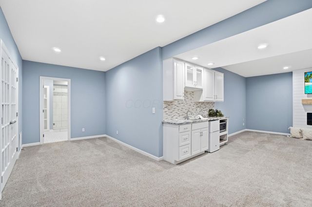 6333 Crystal Valley Drive, Galena, OH 43021