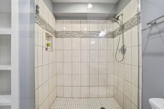 6333 Crystal Valley Drive, Galena, OH 43021