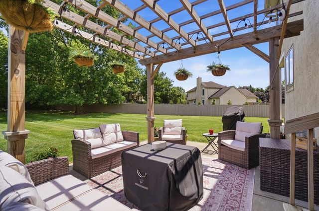 6333 Crystal Valley Drive, Galena, OH 43021