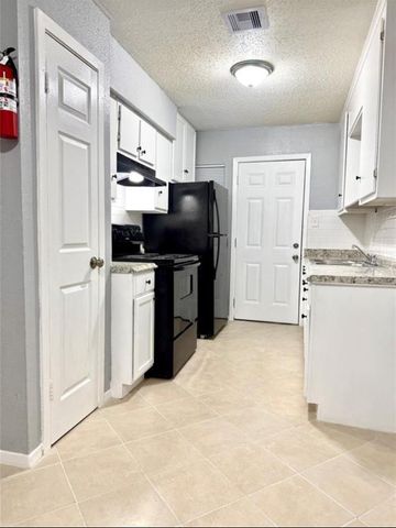 4515 Oxford Street 06, Houston, TX 77022