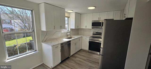 15 ASBURY WAY, Sterling, VA 20165