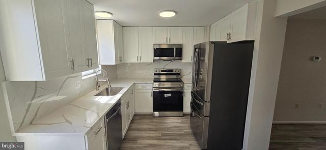 15 ASBURY WAY, Sterling, VA 20165