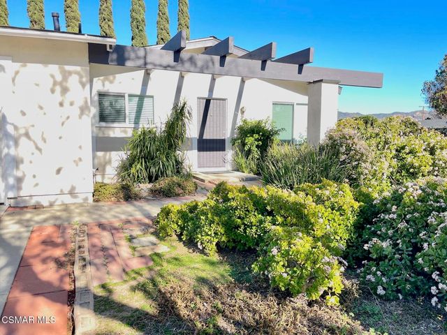 4881 Muirwood Court E, Simi Valley, CA 93063