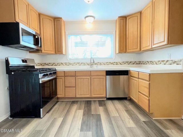 4881 Muirwood Court E, Simi Valley, CA 93063