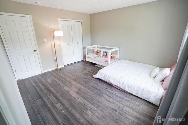 18 Keith Court, South Brunswick, NJ 08824