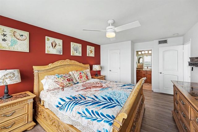 5279 ISLA KEY BLVD S 410, St Petersburg, FL 33715