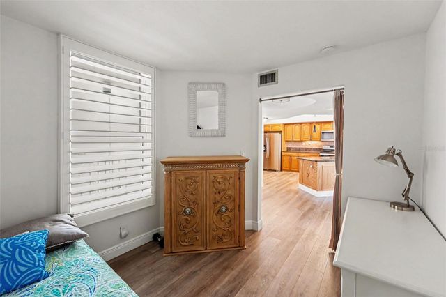 5279 ISLA KEY BLVD S 410, St Petersburg, FL 33715