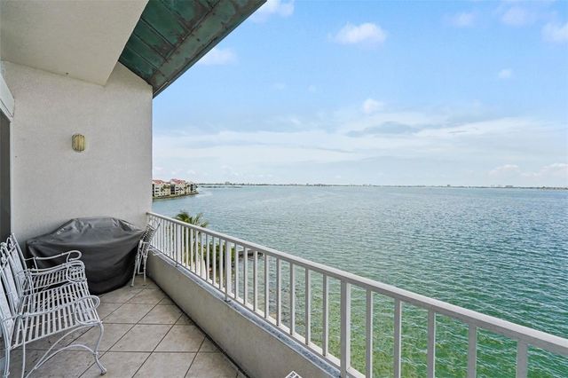 5279 ISLA KEY BLVD S 410, St Petersburg, FL 33715