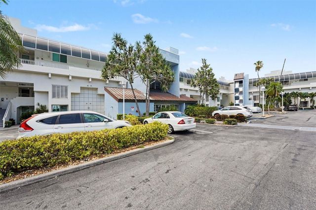 5279 ISLA KEY BLVD S 410, St Petersburg, FL 33715