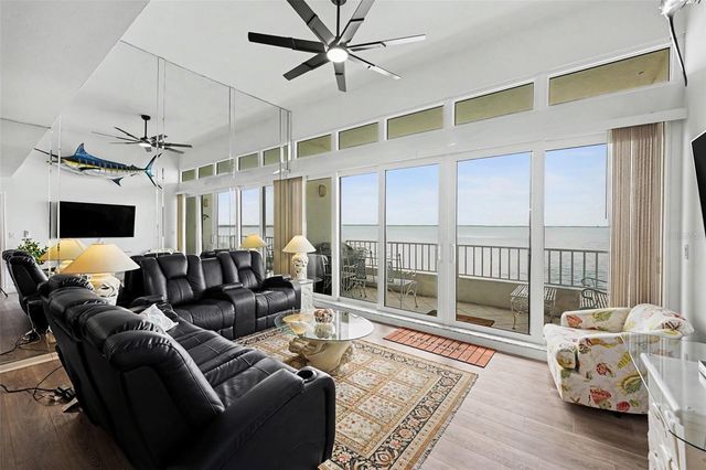 5279 ISLA KEY BLVD S 410, St Petersburg, FL 33715