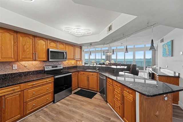5279 ISLA KEY BLVD S 410, St Petersburg, FL 33715