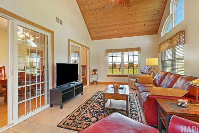 5910 Highland Prairie Drive, Johnsburg, IL 60051