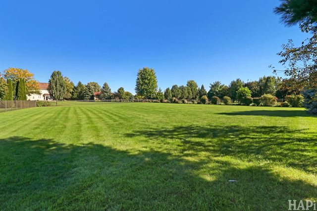 5910 Highland Prairie Drive, Johnsburg, IL 60051