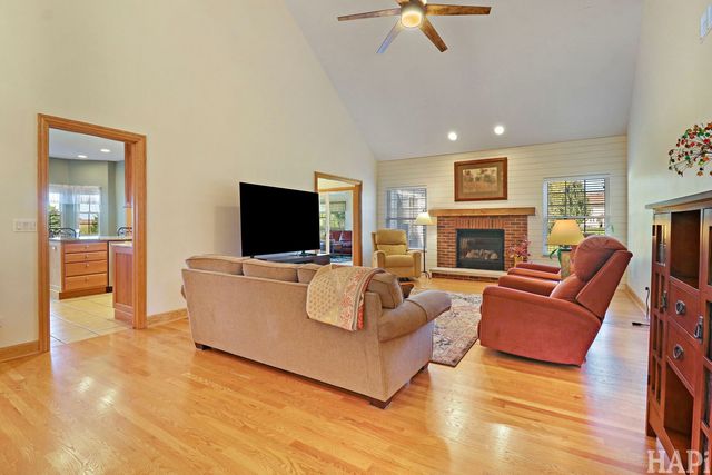 5910 Highland Prairie Drive, Johnsburg, IL 60051
