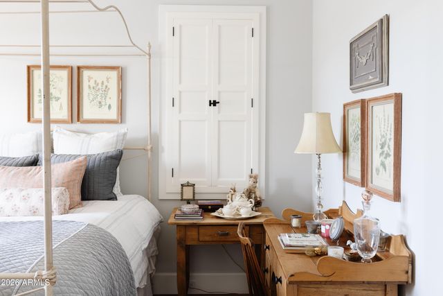 5635 E LINCOLN Drive 60, Paradise Valley, AZ 85253