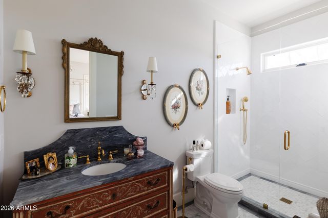 5635 E LINCOLN Drive 60, Paradise Valley, AZ 85253