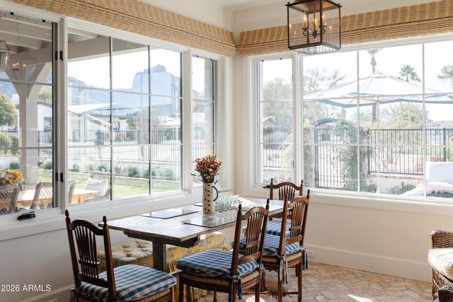 5635 E LINCOLN Drive 60, Paradise Valley, AZ 85253