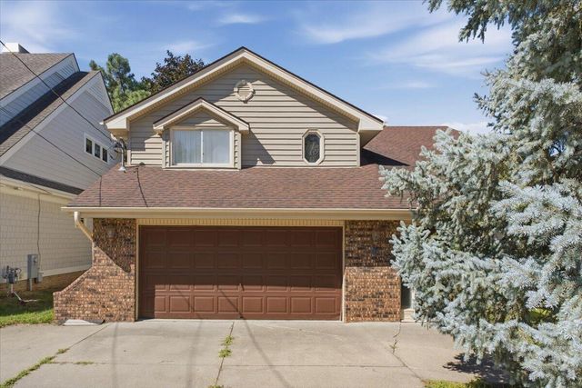 5226 NAVAJO Street, Council Bluffs, IA 51501