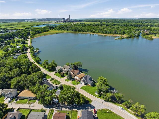 5226 NAVAJO Street, Council Bluffs, IA 51501