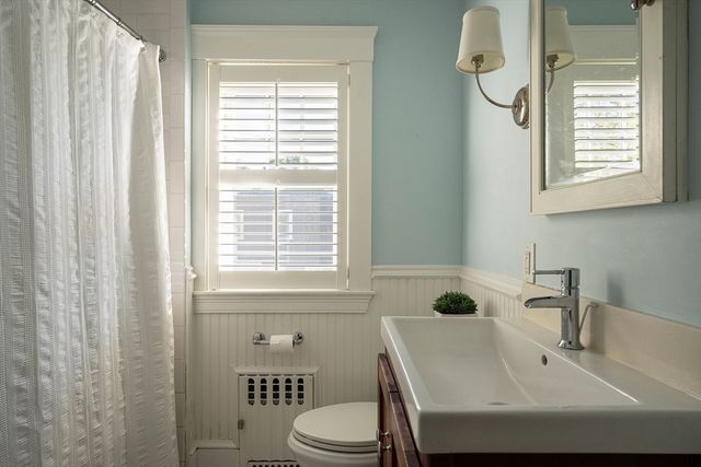 46 Randlett Park, Newton, MA 02465