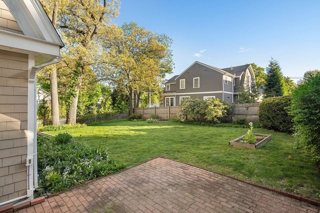 46 Randlett Park, Newton, MA 02465