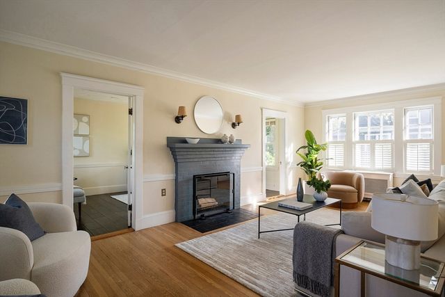 46 Randlett Park, Newton, MA 02465