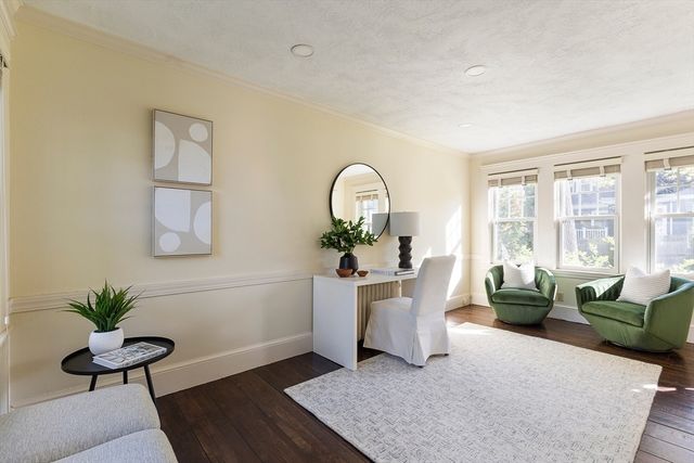 46 Randlett Park, Newton, MA 02465