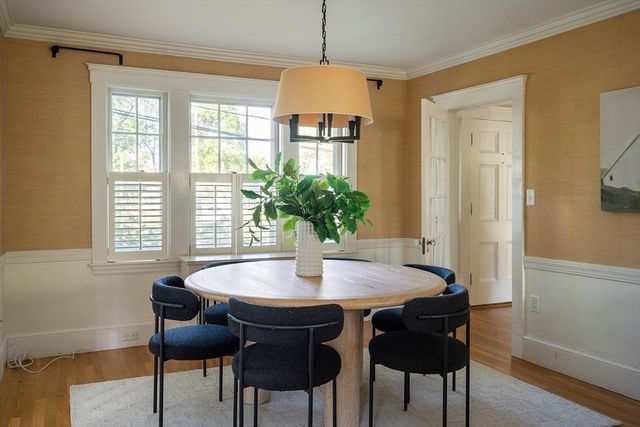 46 Randlett Park, Newton, MA 02465